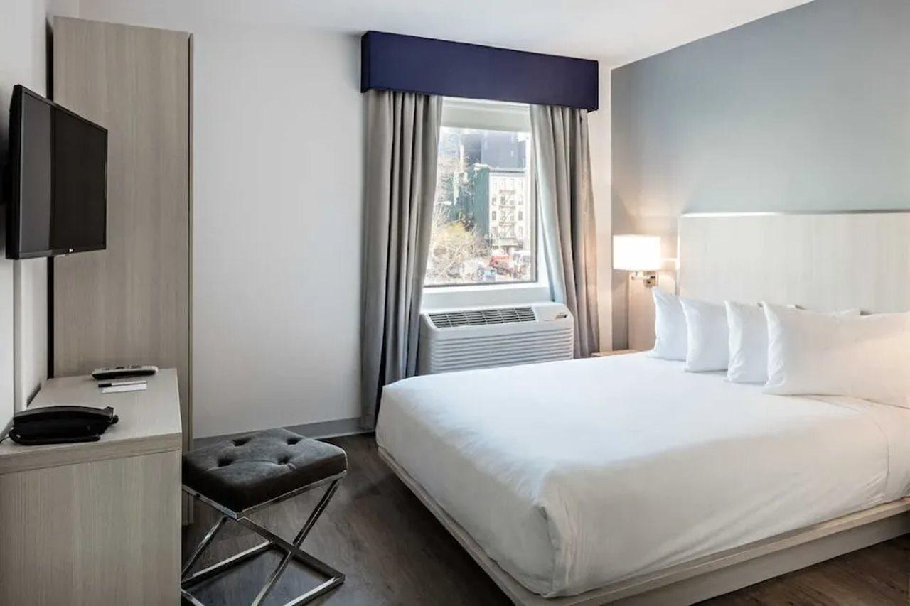Gatsby Hotel 5*